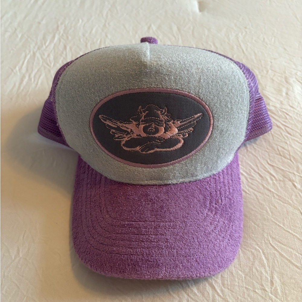 Boys lie cap